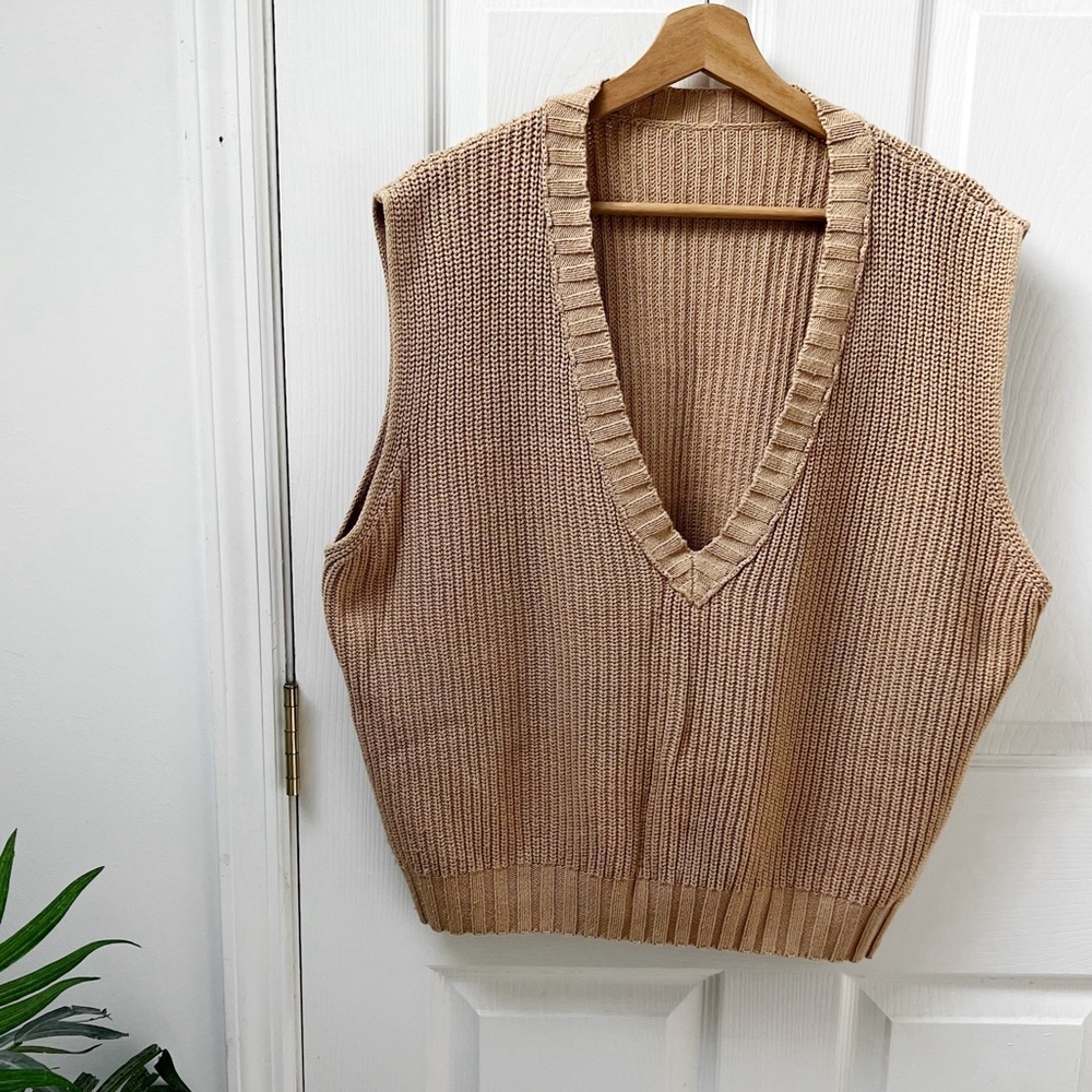 Cotton On Knit V-Neck Sweater Vest Sleeveless Layer Tan Brown